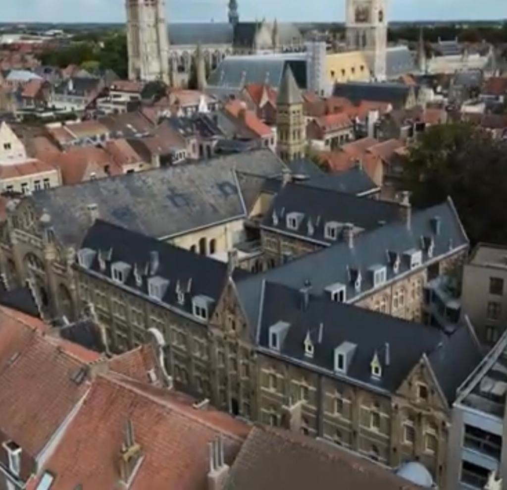 The Carmelite Apartment Ieper Bagian luar foto