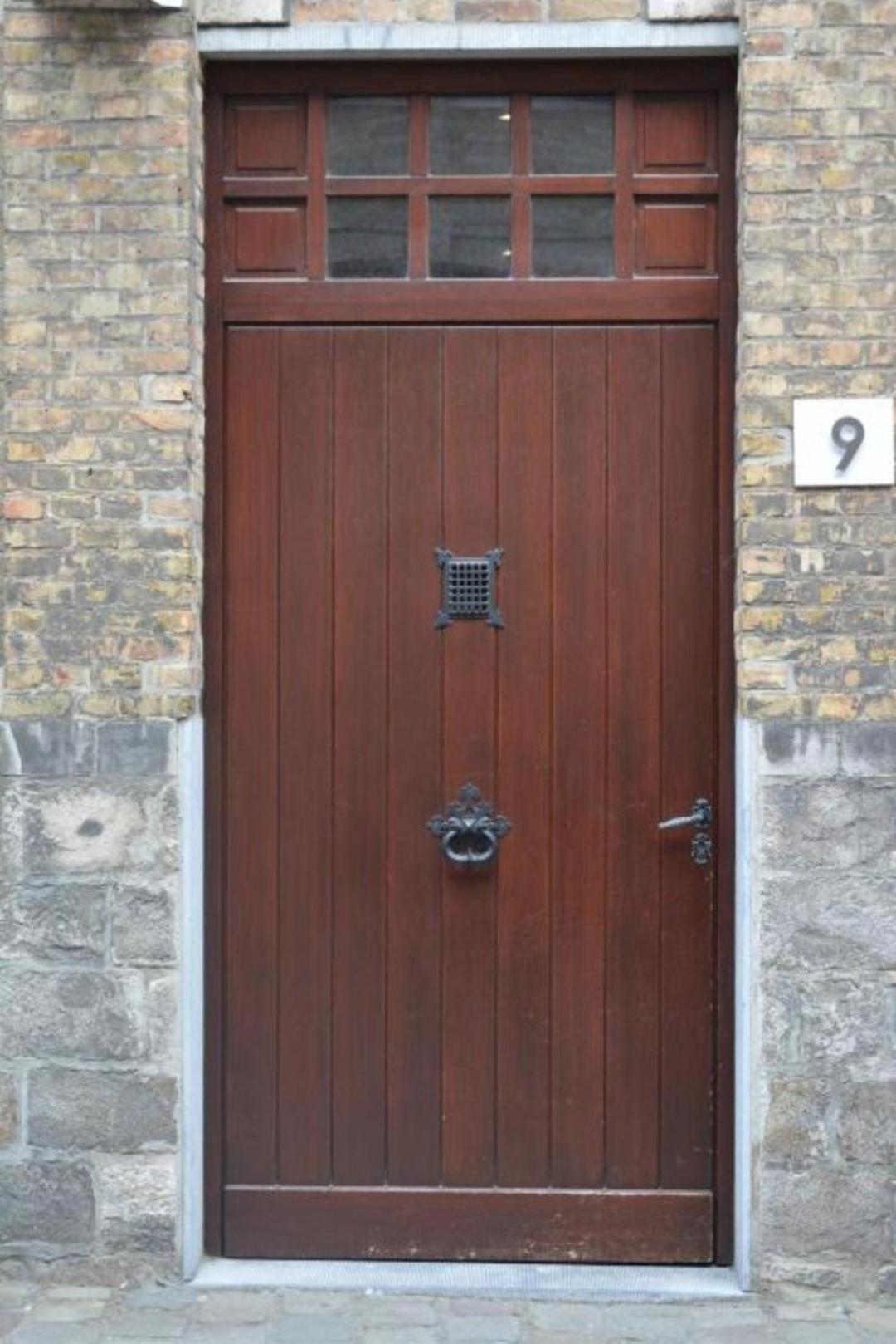 The Carmelite Apartment Ieper Bagian luar foto