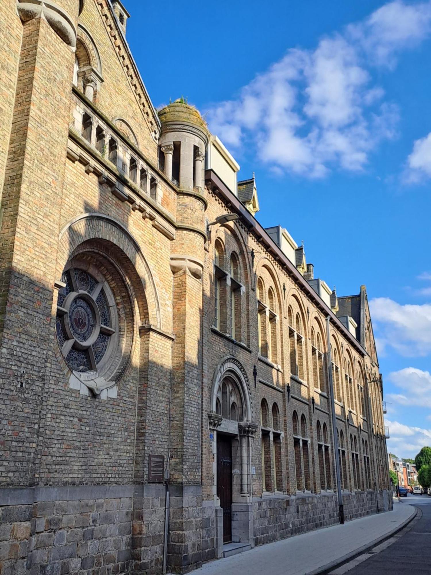 The Carmelite Apartment Ieper Bagian luar foto